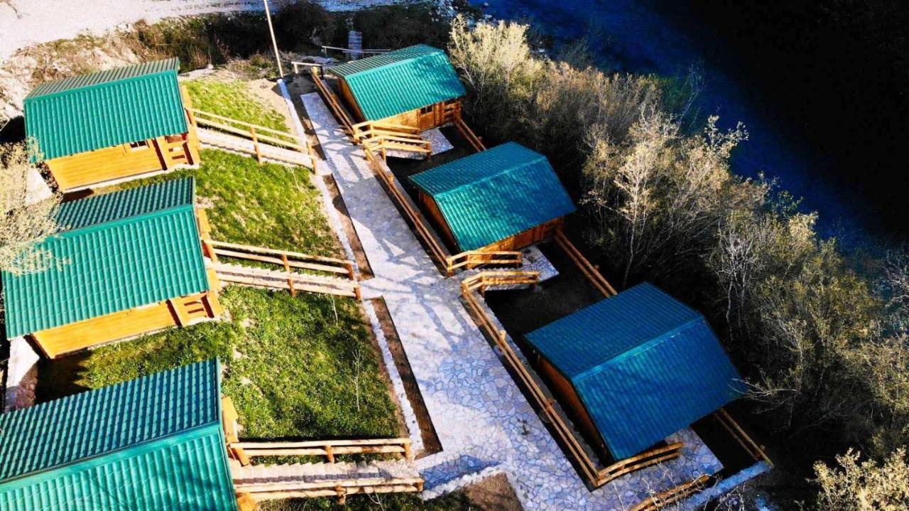 Rafting Tara Camp Highlander Hotell Bastasi Exteriör bild